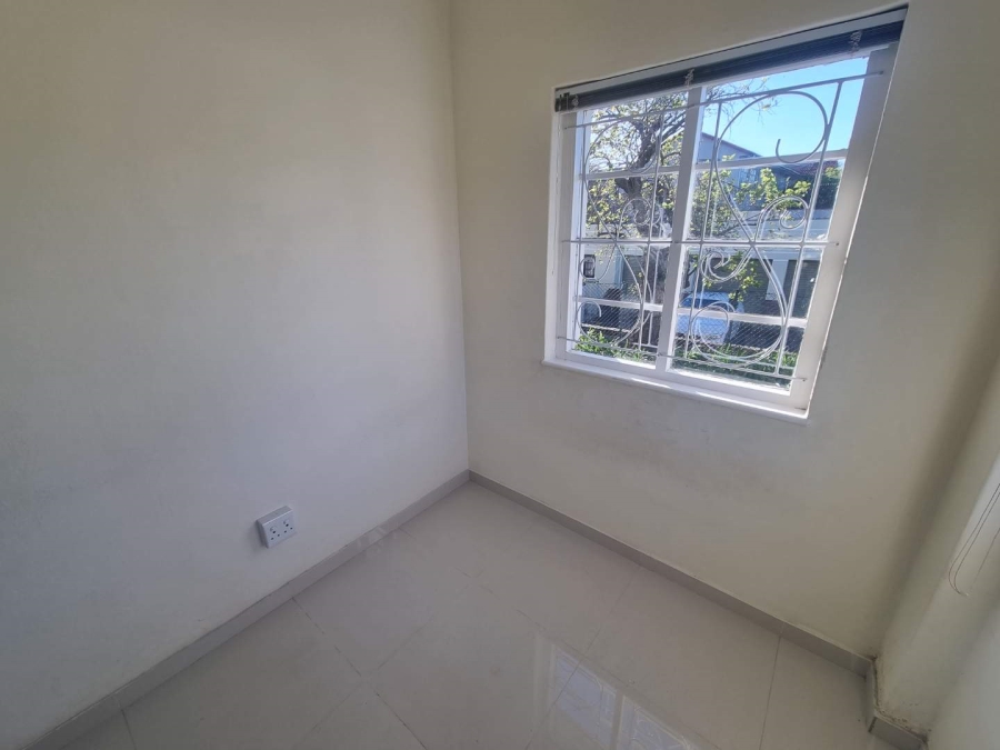 To Let 2 Bedroom Property for Rent in Rosebank Western Cape